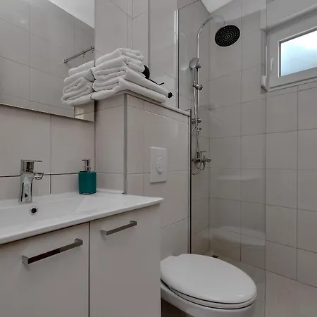 Medo דירה מאקרסקה