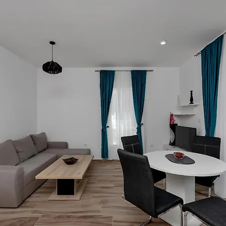 Appartamento Medo Makarska